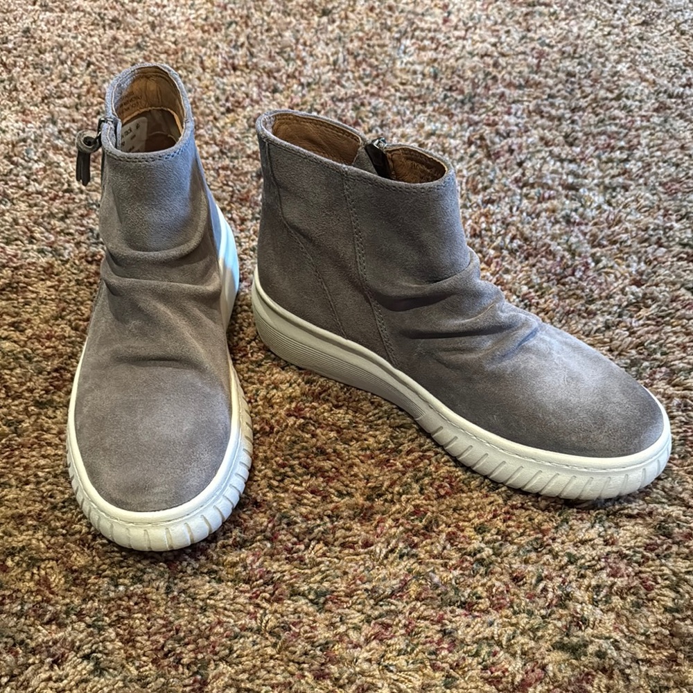 SOFFT ankle boot